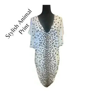 CARMEN MARC VALVO DRESS/TUNIC IN SIZE MEDIUM/LARGE